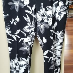 Flower print pants size:8